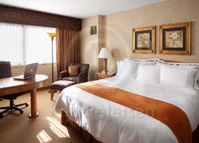 Radisson Hotel & Conference Center - Swimming Pool