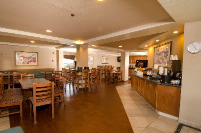La Quinta Mission Valley - Heated Outdoor Pool & Spa