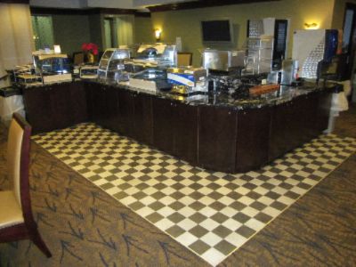 Holiday Inn Express Midtown - The Breakfast Bar