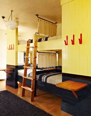 Indian Creek Hotel - King Bedroom