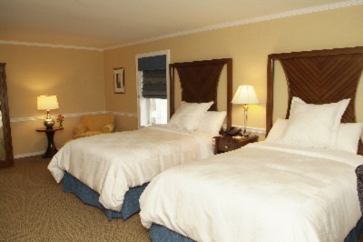 Danfords Hotel & Marina - Village View Room With Two Double Beds