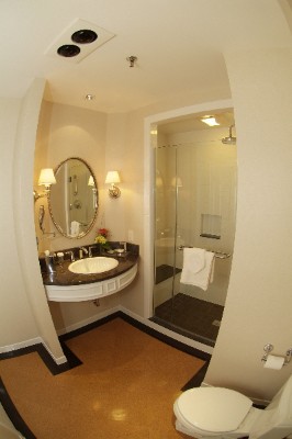 Danfords Hotel & Marina - Spa-inspired Bathrooms