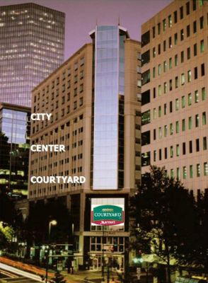 Charlotte City Center Courtyard