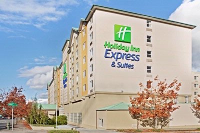 Holiday Inn Express Seattle Center - 