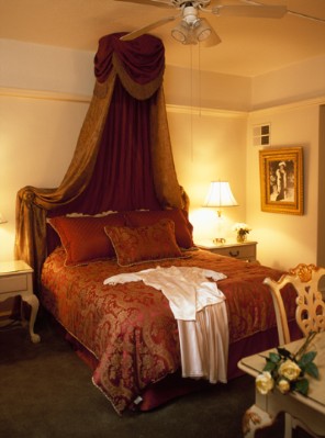 Mae West Suite