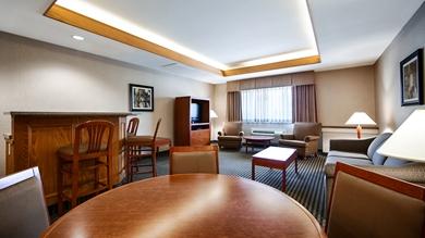 Best Western Rainbow Country Inn - Vip Suite Bedroom