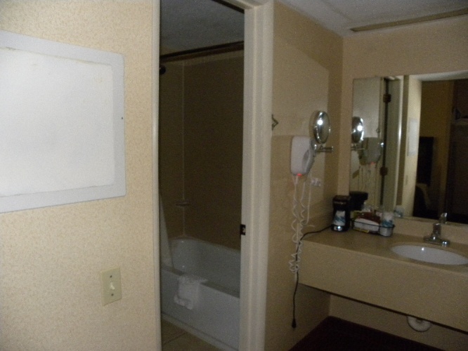 Quality Inn Mt. Vernon - Complementary Continental Breakfast