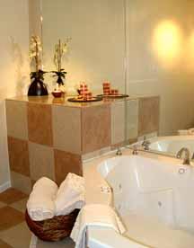 Baymont Inn - Whirlpool Suite
