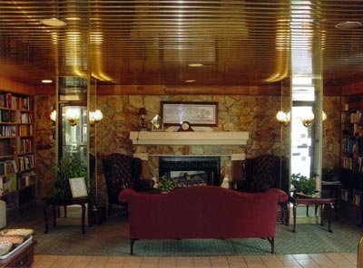 Country Hearth Inn & Suites - 