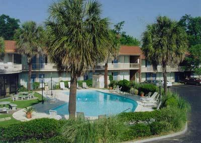 Country Hearth Inn & Suites - 