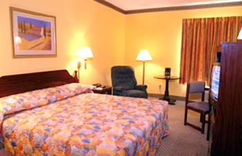 King Bed Room - Non-smoking And Smoking Rooms Available