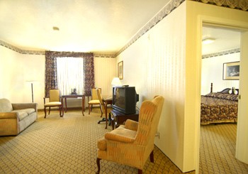 Best Western John Jay Inn & Suites - 