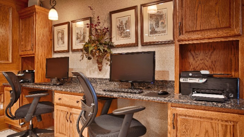 Best Western Westbank - King Room