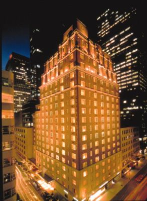 Omni Berkshire Place Hotel - The Luxury Omni Berkshire In The Heart Of Midtown Manhatten