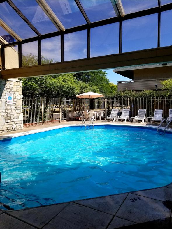 Prestige Inn - 