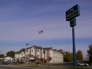 Microtel Inn & Suites - 