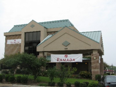 Ramada Austin Central - 