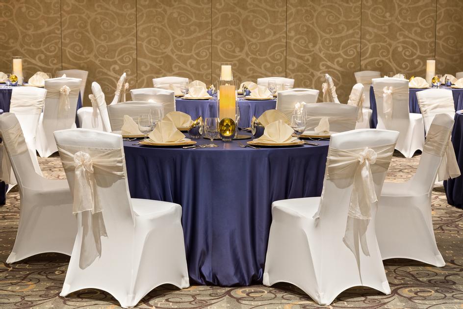 Hilton Garden Inn Houston Northwest - Our King Deluxe Suite Hosts Over 800 Square Feet There's Only One Like It