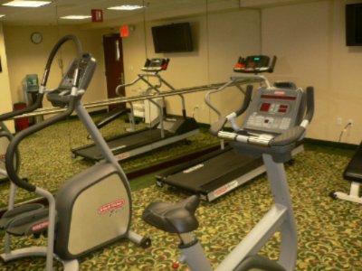 Fairfield Inn by Marriott Jfk Airport - Fitness Center