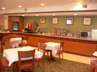 Fairfield Inn by Marriott Jfk Airport - Breakfast Area