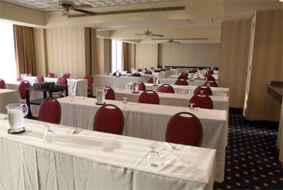 Crystal City Courtyard by Marriott Reagan National - 