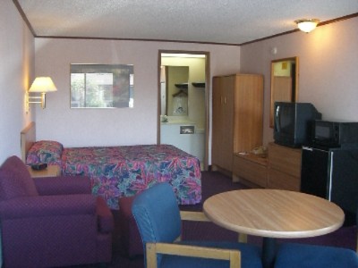 Americas Best Value Inn & Suites - 