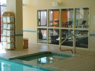 Denver Airport Courtyard Hotel - Indoor Pool Hot Tub And Fitness Facility