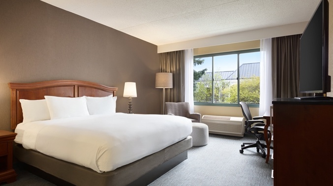 Doubletree Hotel Detroit / Novi - Suite