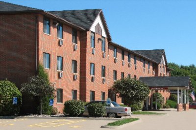 Davenport Inn & Suites - Welcome To The Heartland Inn