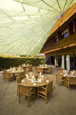 Fountaingrove Inn Hotel & Conference Center - Camelot Patio