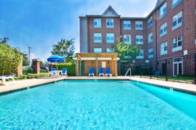 Holiday Inn Express Hotel & Suites Addison - 