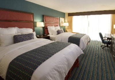 Deluxe Queen Guest Room