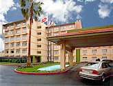 Crowne Plaza - 