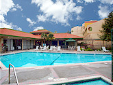 Crowne Plaza - 