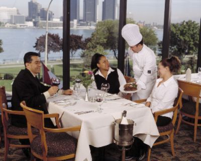 Radisson Riverfront Hotel Windsor - 