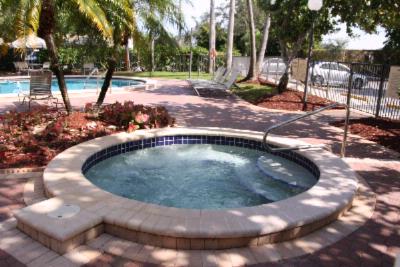 Hampton Inn Cypress Creek - 
