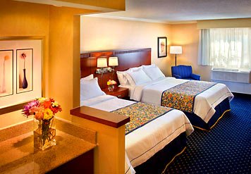 Standard Room With 2 Queen Beds