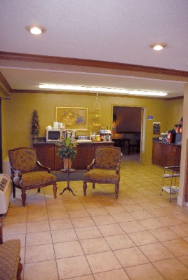 Baymont Inn & Suites Columbus Airport - 