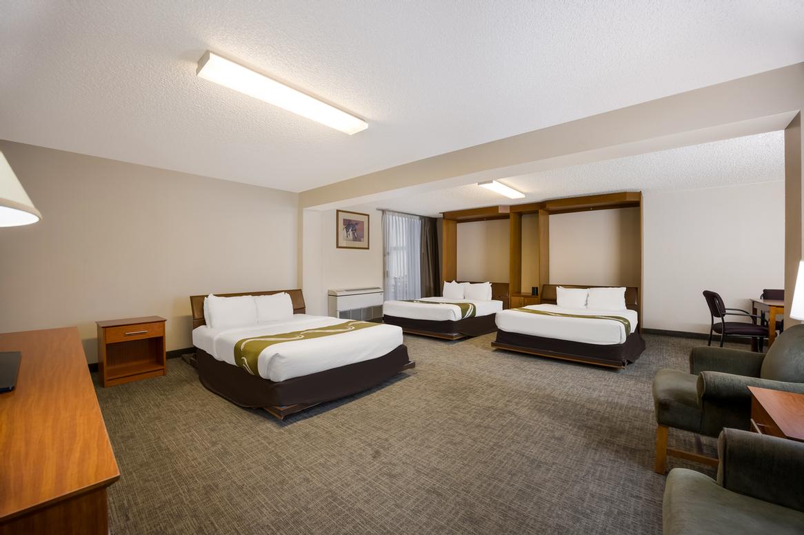 Quality Inn & Suites - 2 Queen Room