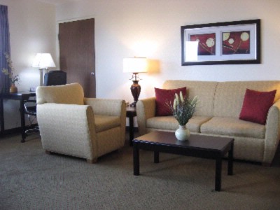 King Size Mini Suite Microwave/refrigerators