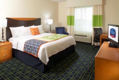 Fairfield Inn & Suites by Marriott - 