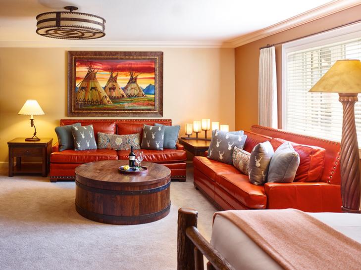 The Wort Hotel - Silver Dollar Suite - Bedroom