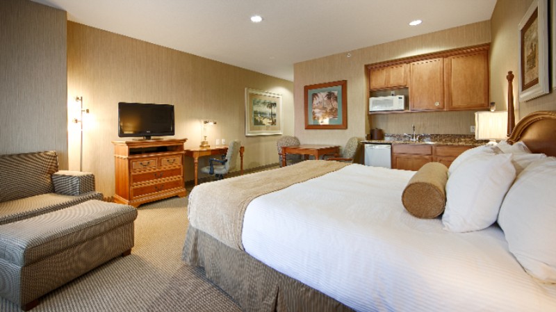 Best Western Casablanca Inn - Spacious Well Maintained Guest Rooms