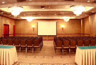 Holiday Inn - 