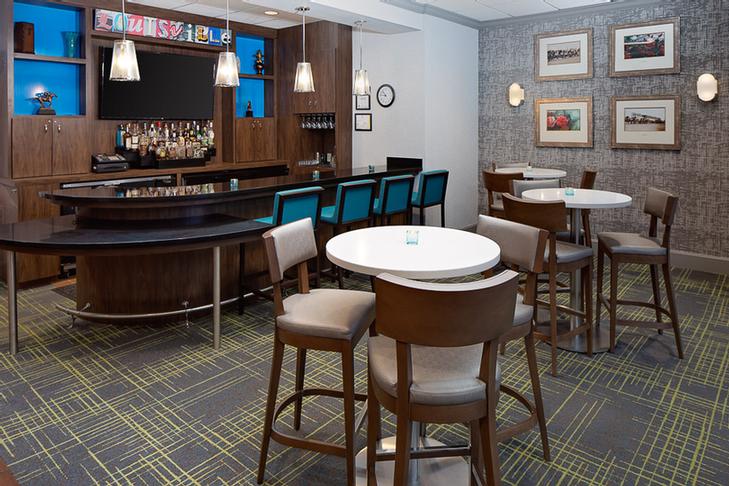 Hampton Inn Downtown Louisville - 