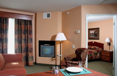 Grandstay Residential Suites & Hotel - 