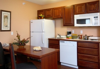 Grandstay Residential Suites & Hotel - 