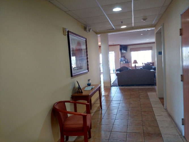 Best Western Napoleon Inn & Suites - 