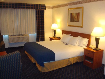 King Size Guest Room