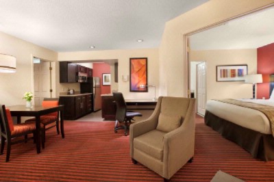 Hyatt Summerfield Suites Hotel - 